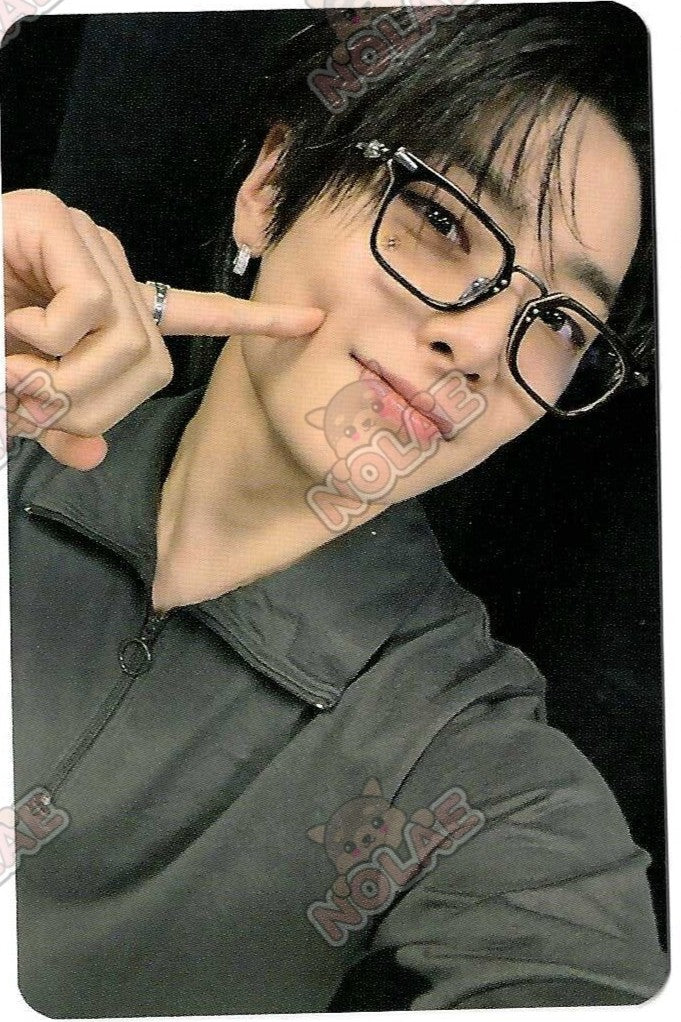 STRAY KIDS - KARMA - POB DEAR MY MUSE PHOTOCARD